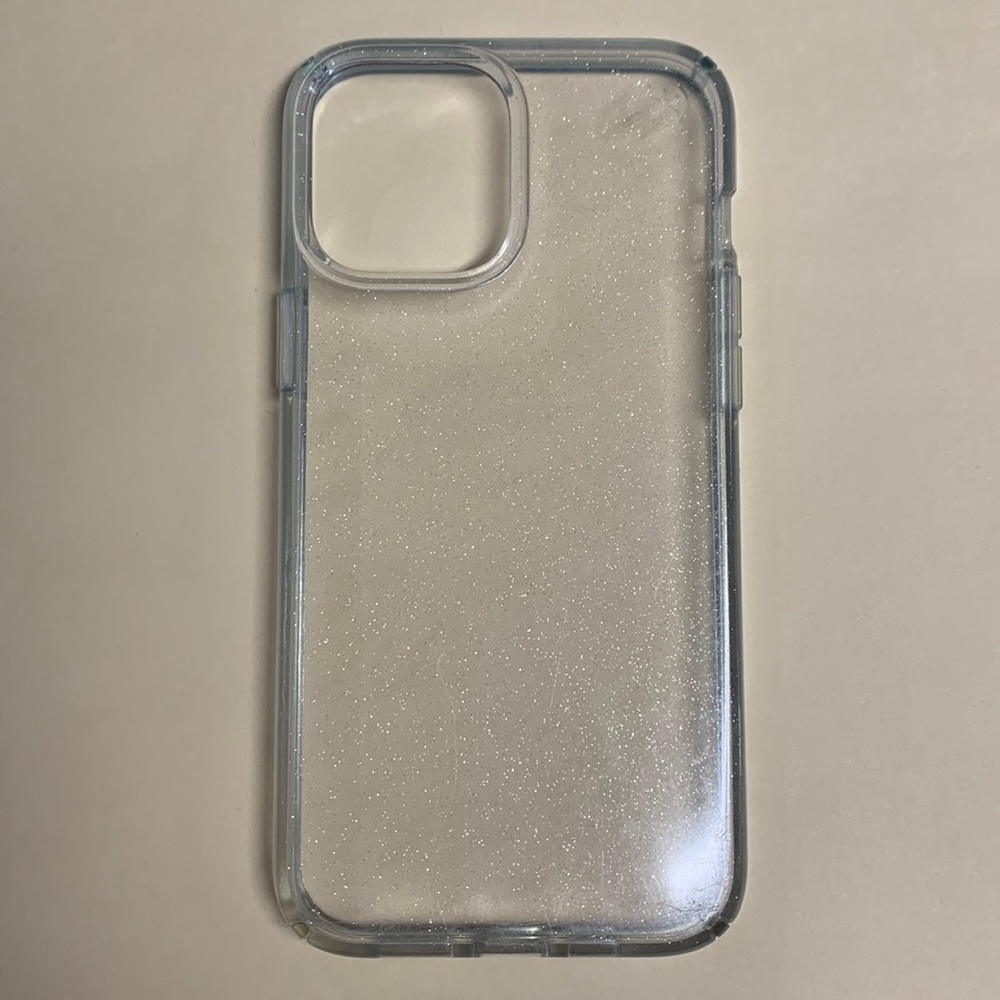 I phone 12 pro max speck phone case